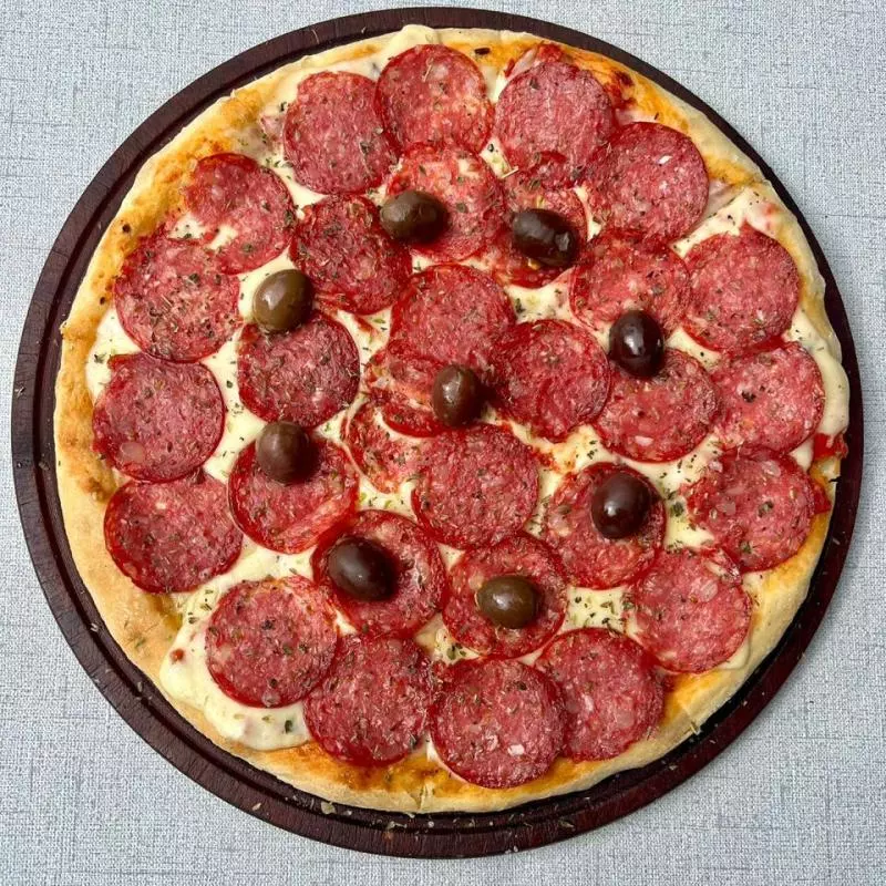 Pizza Calabresa (solo en efectivo)