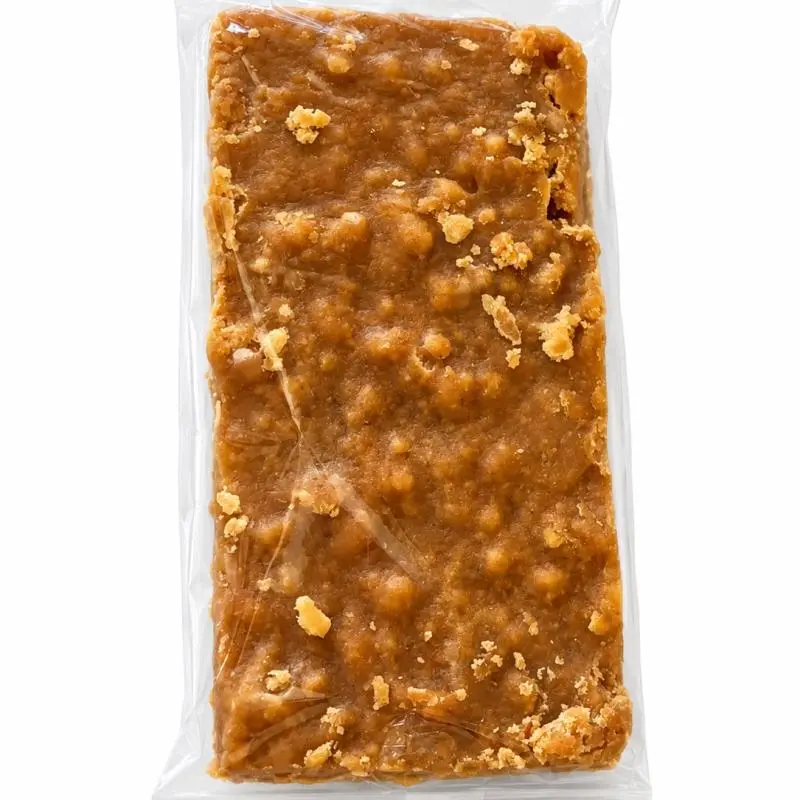 DOCE DE RAPADURA COM AMENDOIM