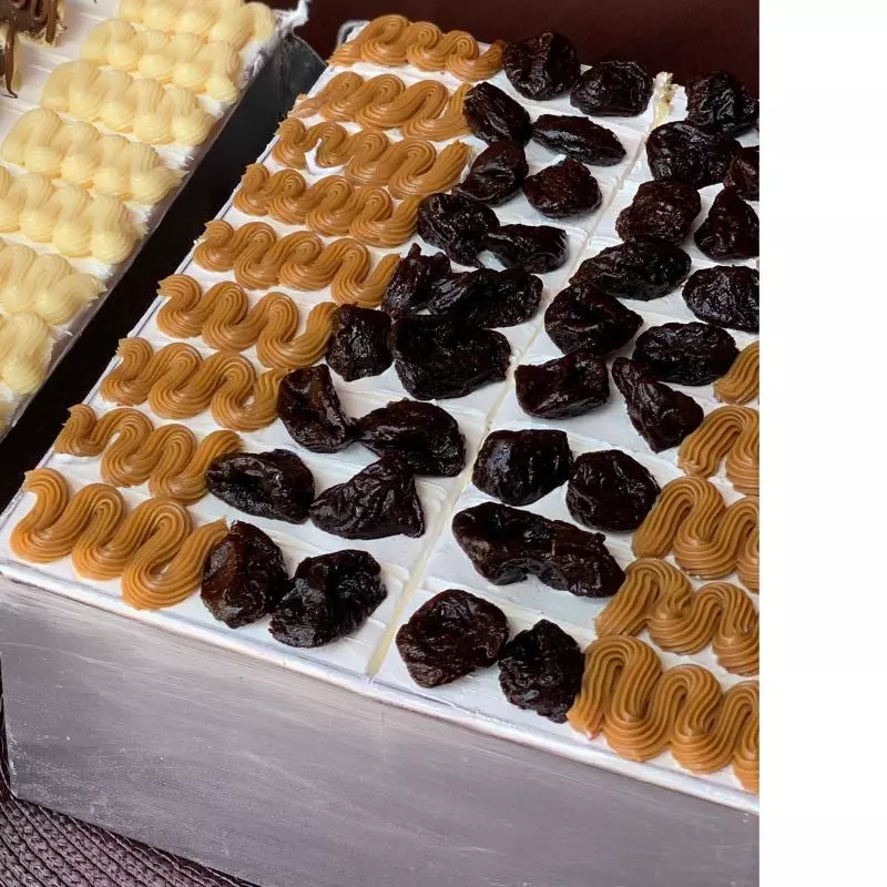 Ameixa com doce de leite