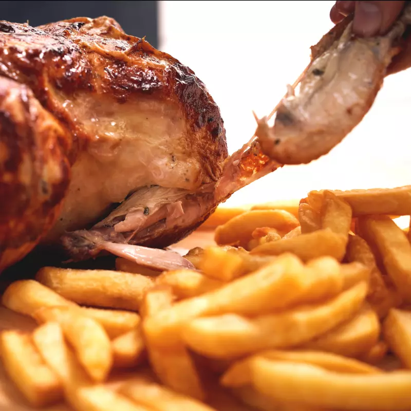 1/4 Pollo con papas fritas 🍗🍟