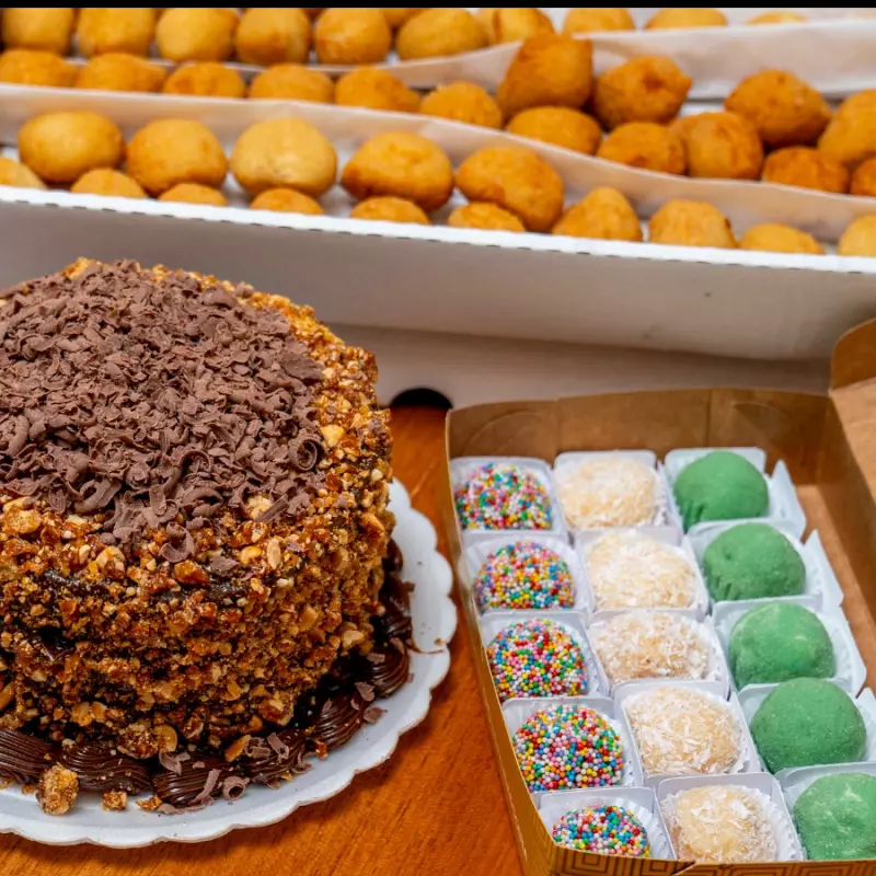 Kit 15 pessoas- Com Doces