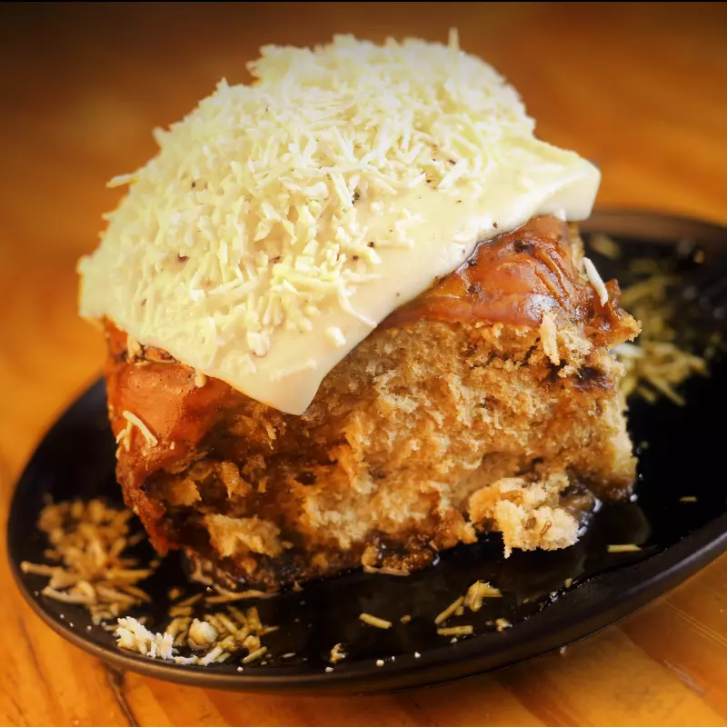 Golfeado con queso de mano