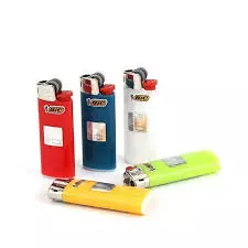 Isqueiro Bic pequeno und