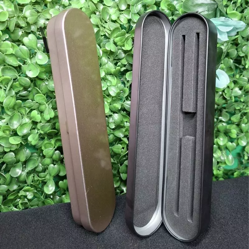 Estuche pinzas metalico pequeño