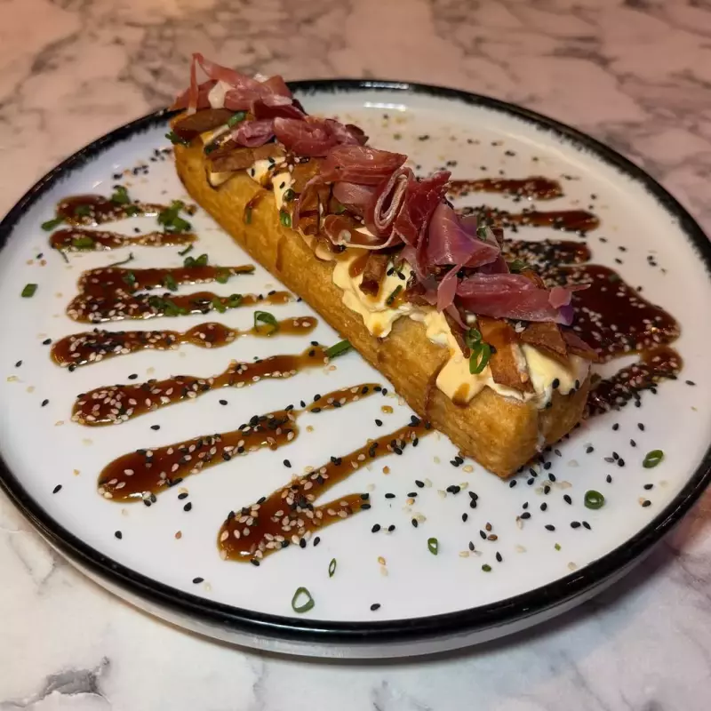 Sushi Dog Báilalo Rocky