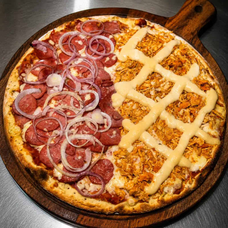 Escolha sua Pizza Meio a Meio