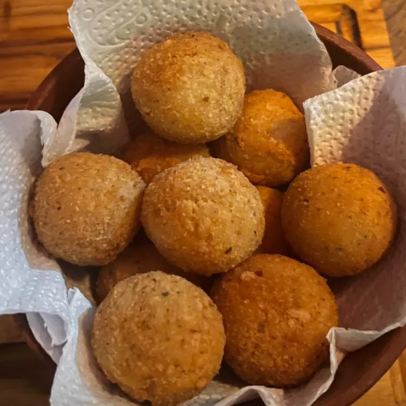 Bolinha de queijo
