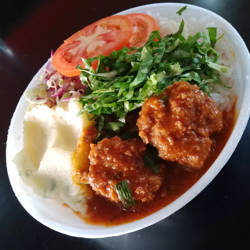 Almôndegas C/ Purê de Batata