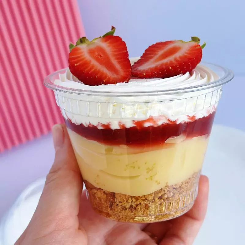 Copo torta de morango