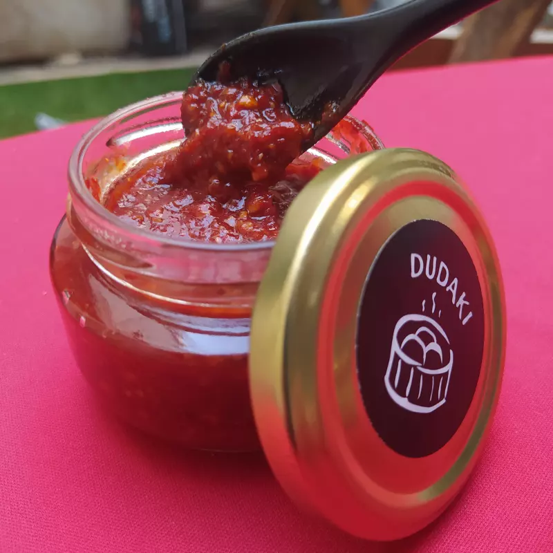 Chili garlic sauce