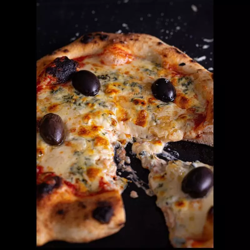 Pizza cuatro quesos