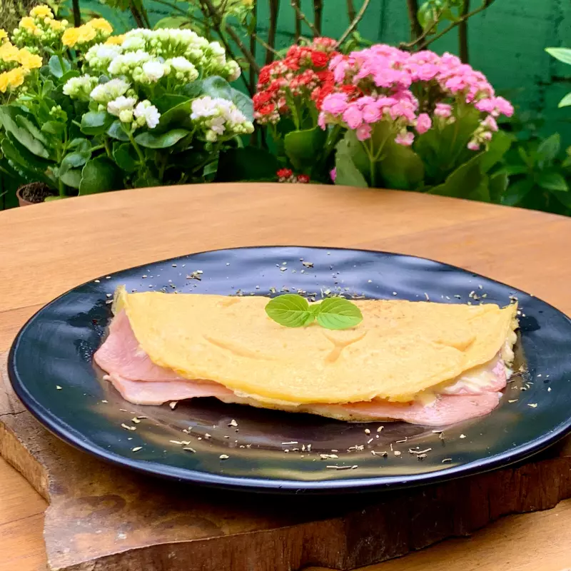 Omelete Queijo com Presunto