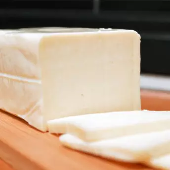 Queijo Pré-Cozido - Meio Kilo