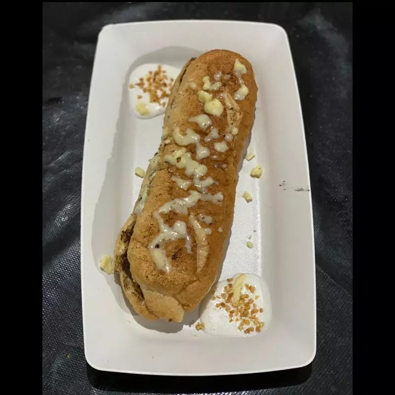SANDUÍCHE DE LINGUIÇA