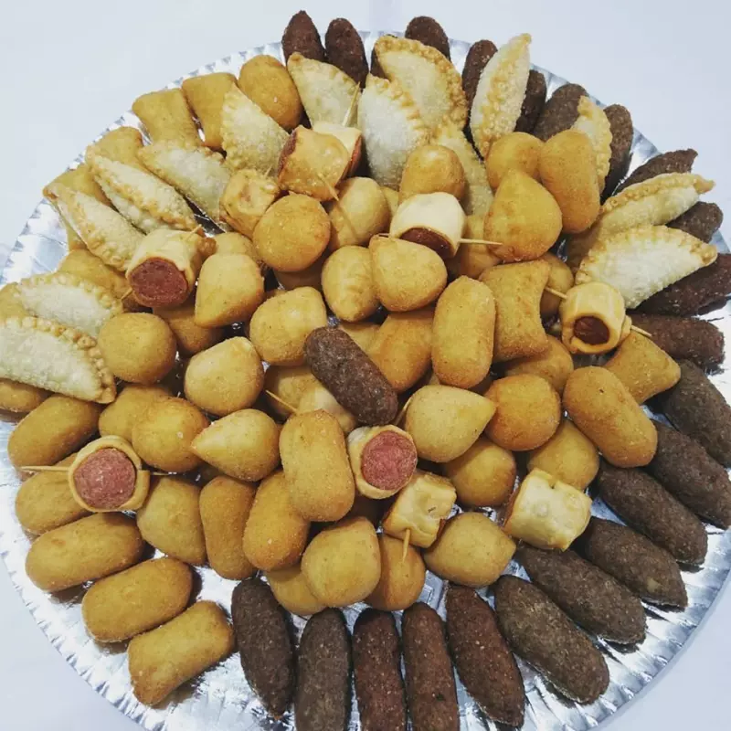 60 MINI SALGADOS MISTOS