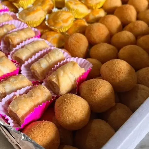 30 Mini Salgados fritos