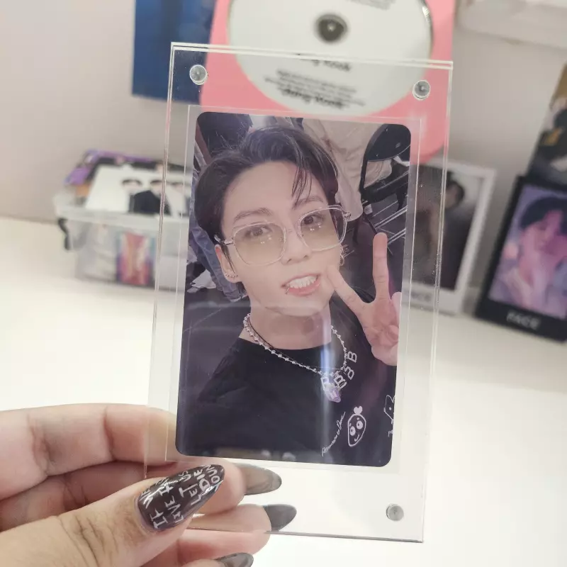 Porta PC acrílico transparente