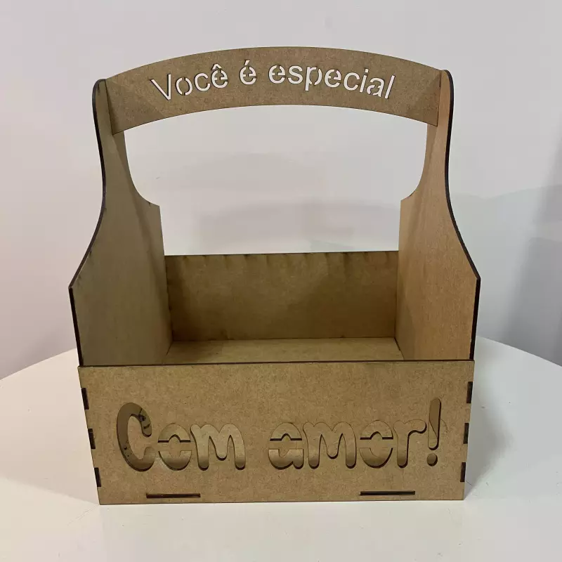 Cesta com alça vazada MD COD:501611