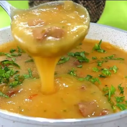 Caldo de Mandioca c/ Calabresa