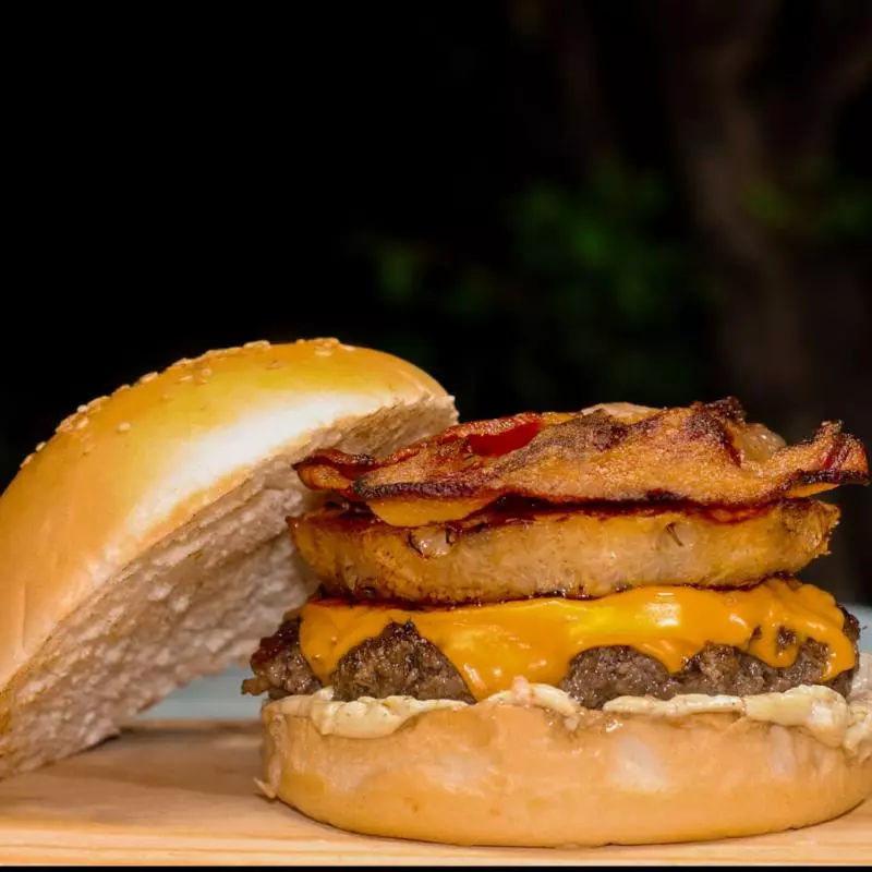 Gold Burguer