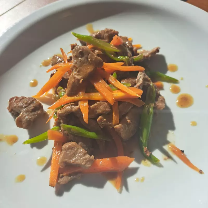 Isca de Carne com Vagem e cenoura(copy)