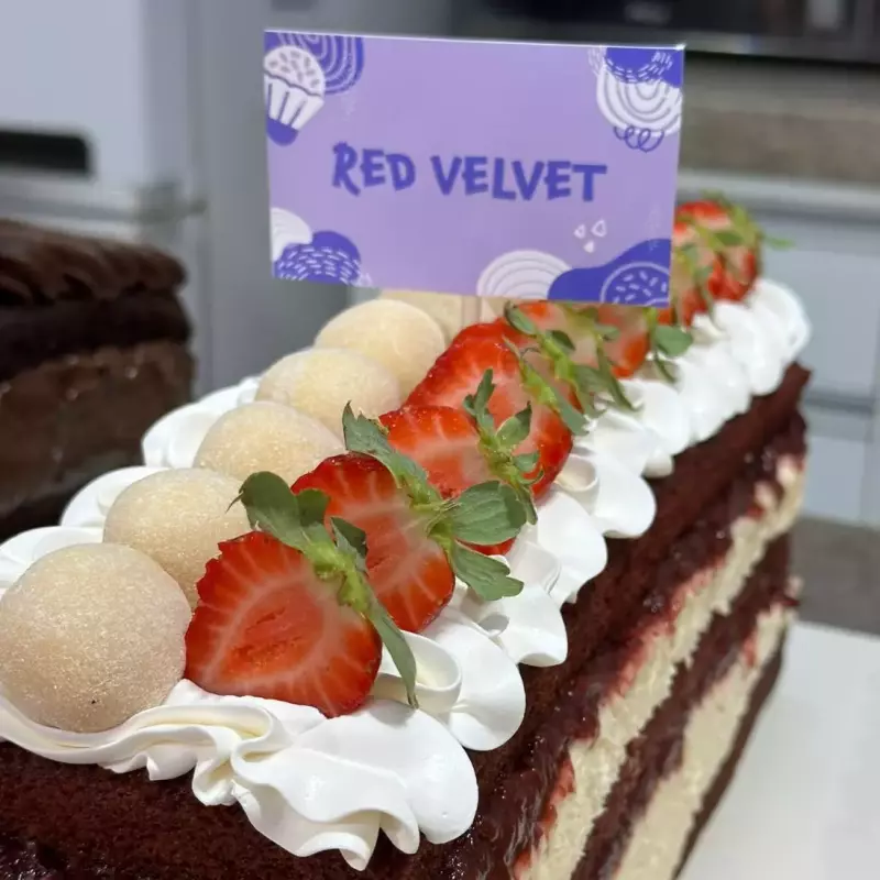 RED VELVET
