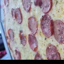 Pizza calabresa
