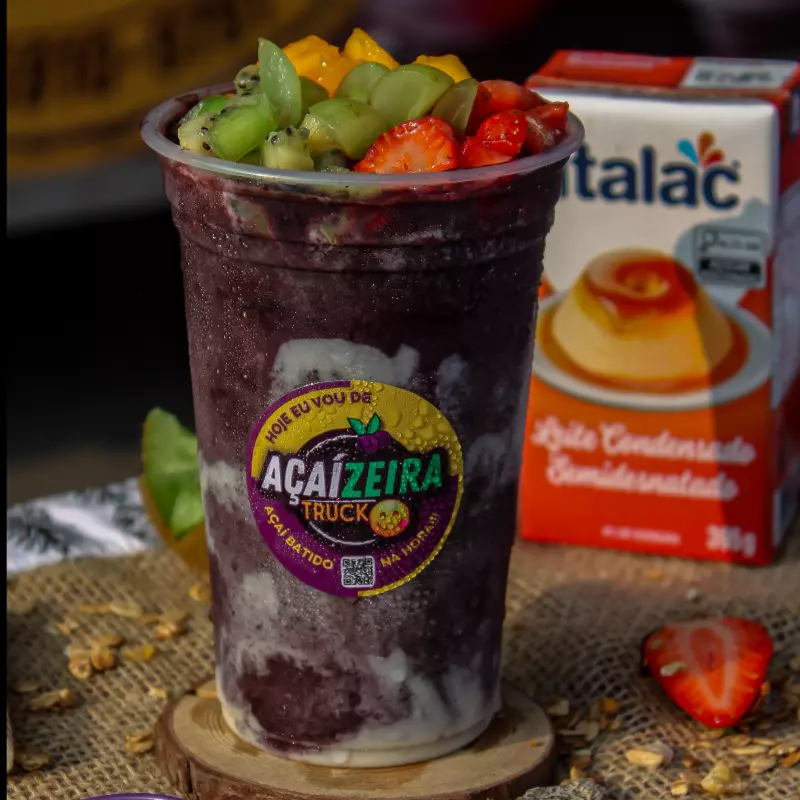 AÇAÍZEIRA NO COPO C/FRUTAS