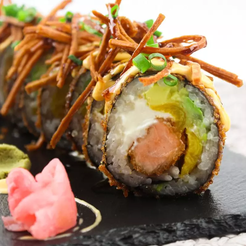 •Sushi Roll Sakura