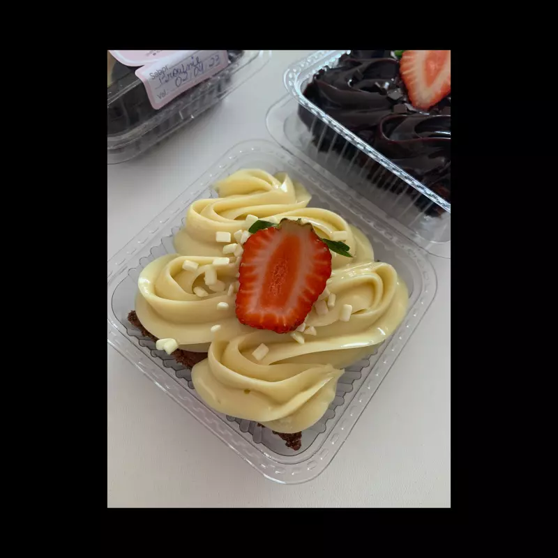Brownie com cobertura de ninho