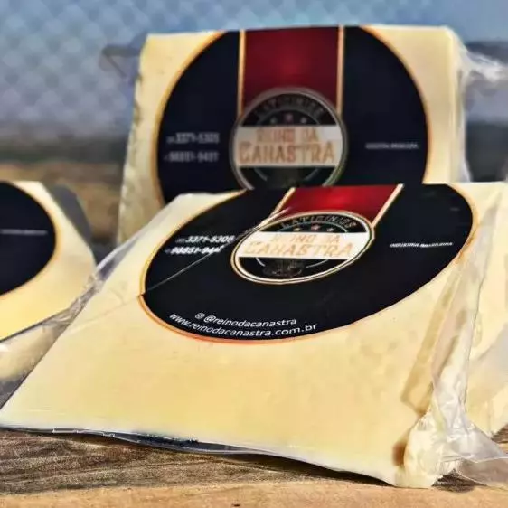Queijo Parmesão Cunha Canastra 550g