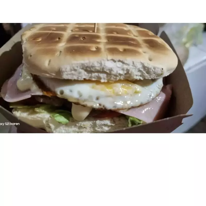 4 Hamburguesa clasica con papas