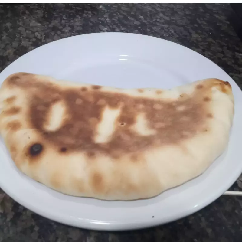 Esfirra Calabresa peq