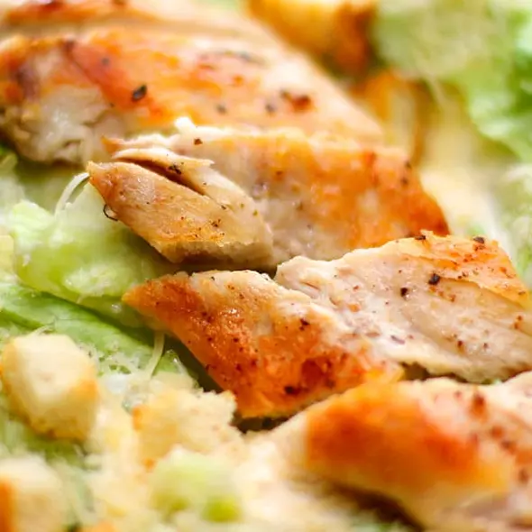 Ensalada cesar con pollo
