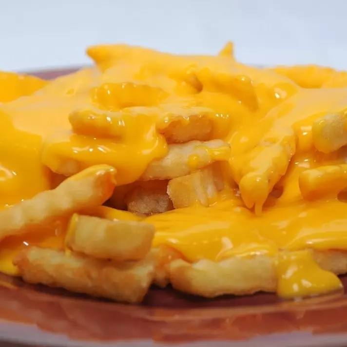 Papas a la francesa con queso