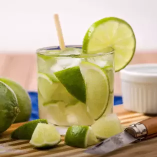 CAIPIRINHA CACHAÇA ART.