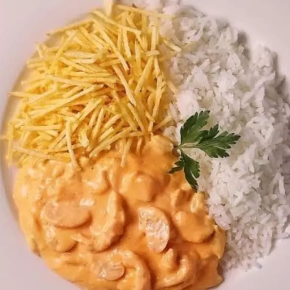 Strogonoff de Frango