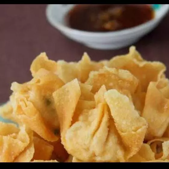 WANTAM FRITO RECHEIO DE CAMARÃO