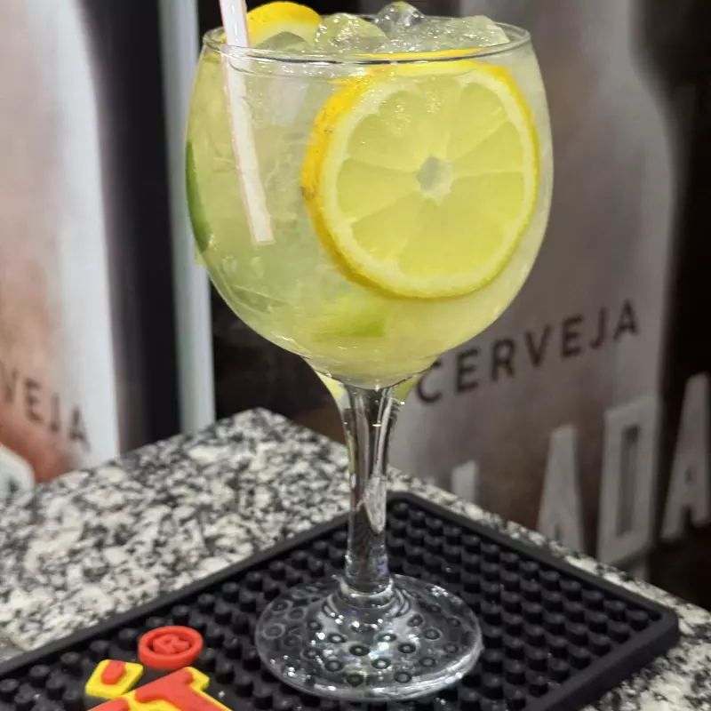CAIPIRINHA DE MALIBU