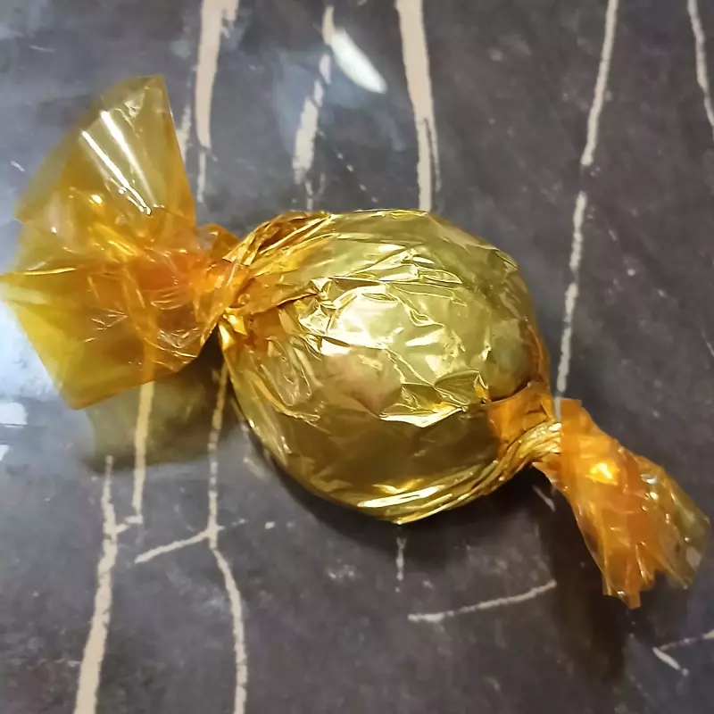 BOMBOM DE NOZES
