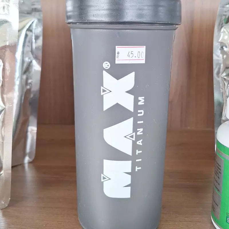 Coqueteleira preta 700ml