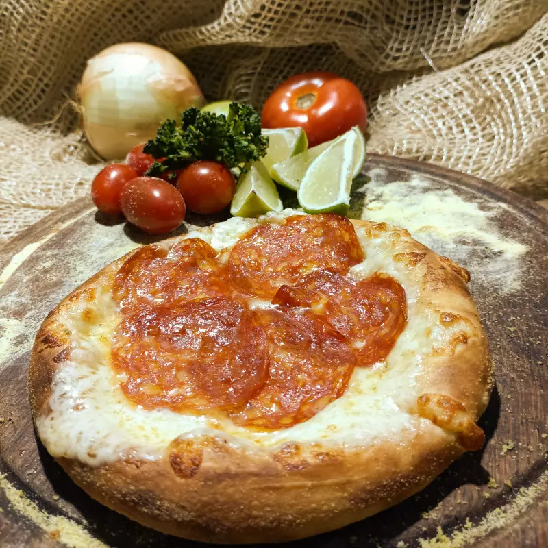 Esfiha de Peperoni com Mussarela