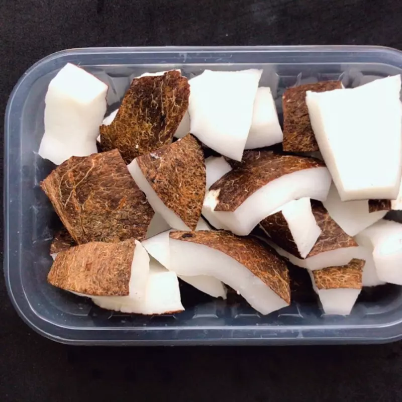 Coco fresco em Pedaços