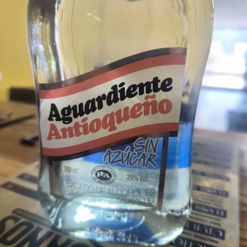 Aguardiente Antioqueño Tapa Azul