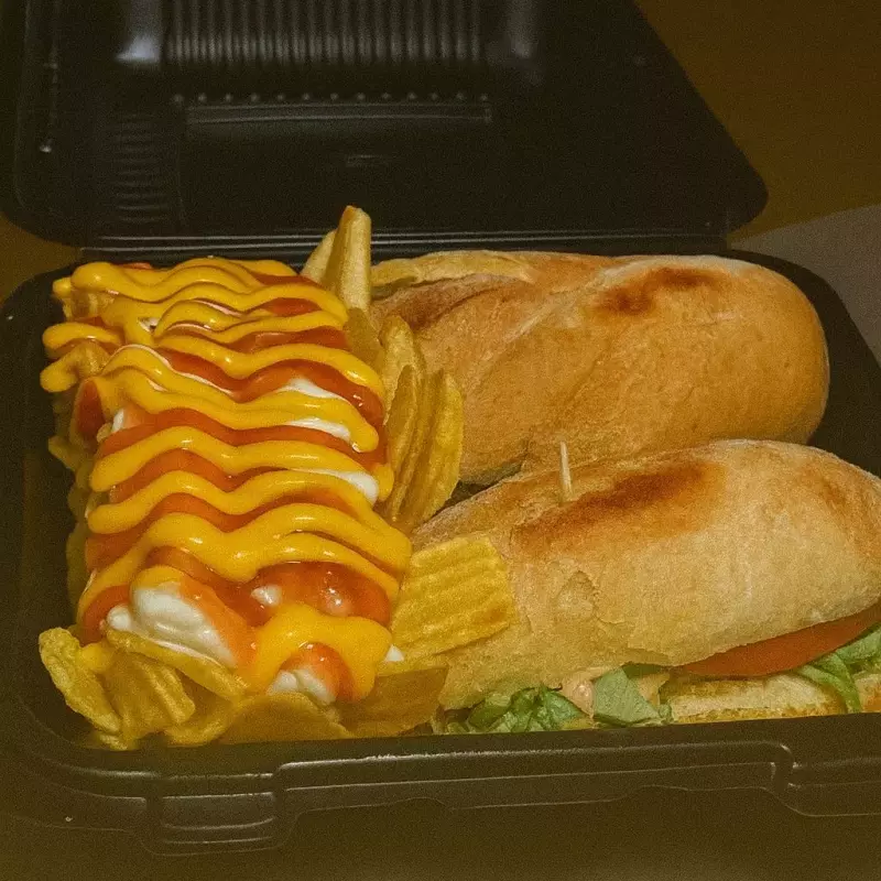 Sándwich jamon y queso