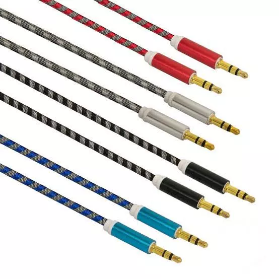 Clave: C352 Cable 3.5 a 3.5 2 Metros