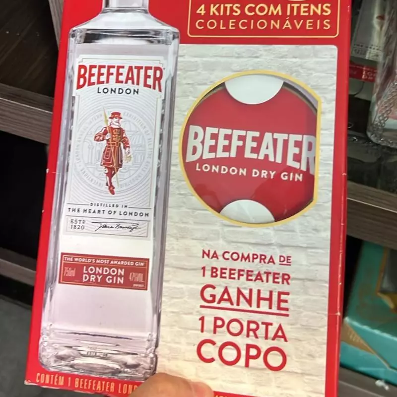 Kit Gin Beefeater + 1 Porta Copo
