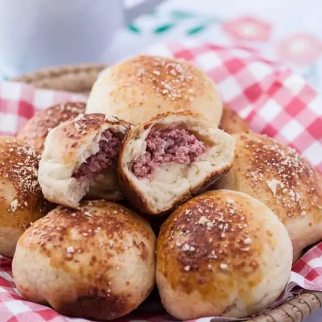 Pão de batata de calabresa