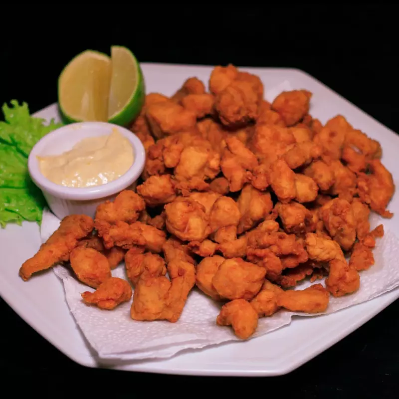 FILÉ DE PINTADO EMPANADO