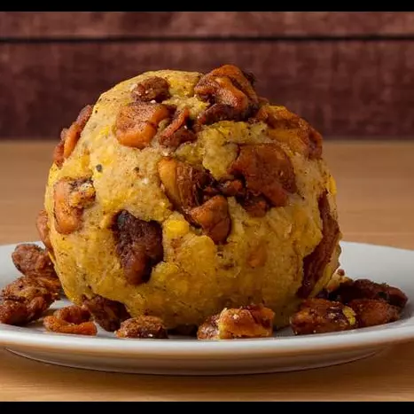 Bolón de Chicharrón